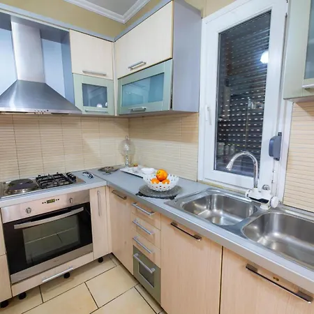 Apartament Ditor Galeria Tirana